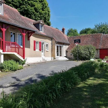 Maison De Charme Pres De Beauval Saint-Cyran-du-Jambot Esterno foto