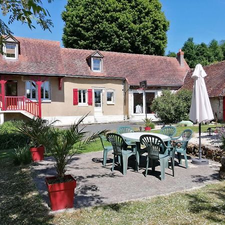 Maison De Charme Pres De Beauval Saint-Cyran-du-Jambot Esterno foto