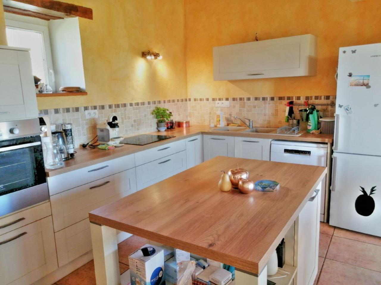 Maison De Charme Pres De Beauval Saint-Cyran-du-Jambot Esterno foto